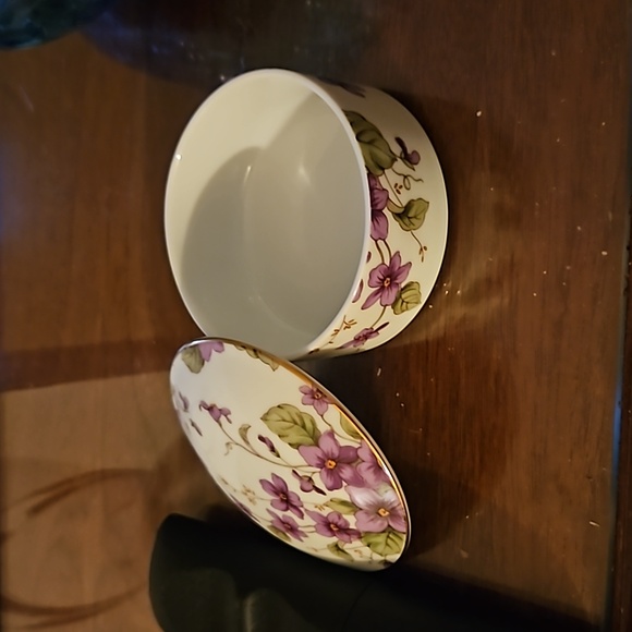 Lefton China jewelry storage dish - Picture 3 of 3
